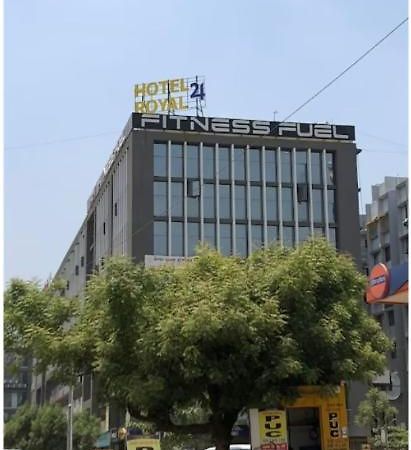 Hotel Royal 24 Ahmedabad Exterior photo